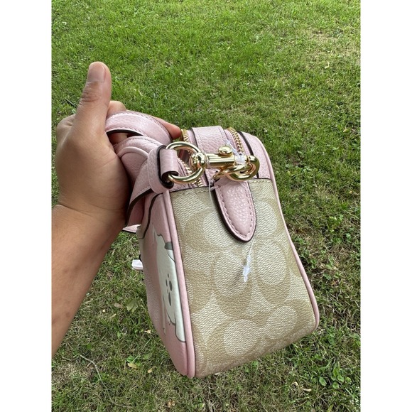 Disney X Coach 101 Dalmatians Signature Pink Pebbled Leather Crossbody Purse New - Picture 3 of 9